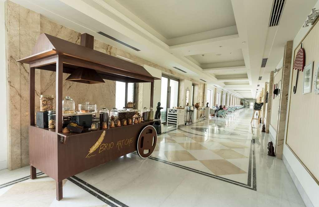 Ramada By Wyndham Lucknow Hotel And Convention Center Bekvämligheter bild
